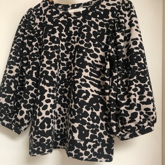 Loft leopard print puffed bell sleeved top 552103 - Picture 6 of 10